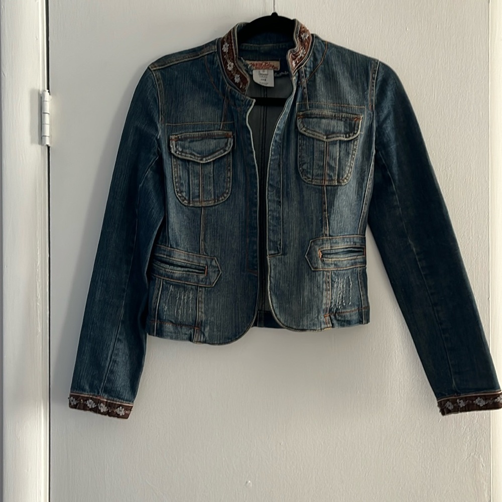 Paris blues Jean jacket with brown velvet trim floral details embroidering sz S